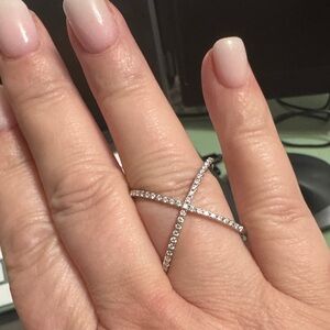 Elegant Silver Criss-Cross Ring